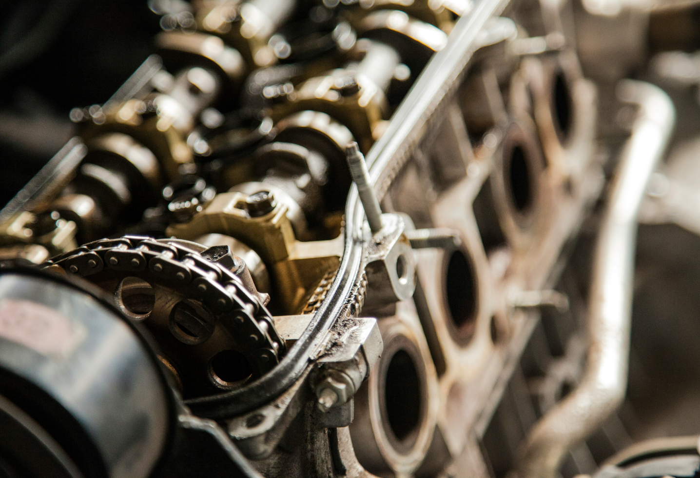 Experienced and Certified Mechanics